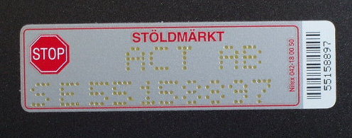 St&ouml;ldskyddsetikett 75 x 21 mm,  gul etsv&auml;tska p&aring; svart yta